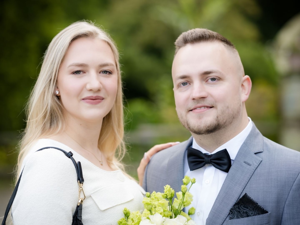 Ein Portrait von Braut und Bräutigam